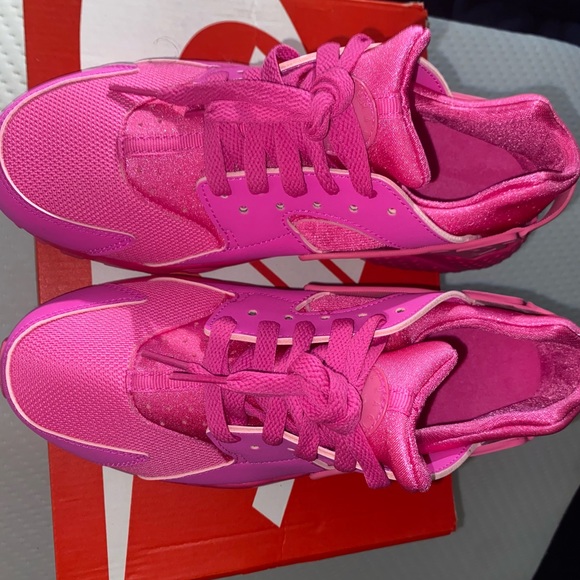 Nike Huarache Run. Boys Grade school US 7Y. Never been worn - Picture 5 of 6